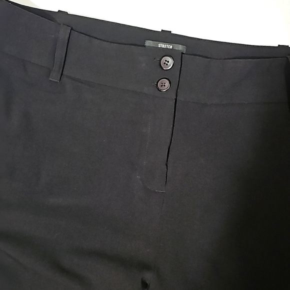 Style&co Woman crop pants Sz 16W black cuffed wide leg Stretch casual Travel - Picture 8 of 10